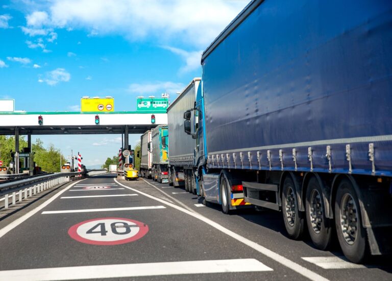 Read more about the article Obavezan TAG uređaj za kamione od 1. aprila 2026. u Srbiji – nova pravila naplate putarine